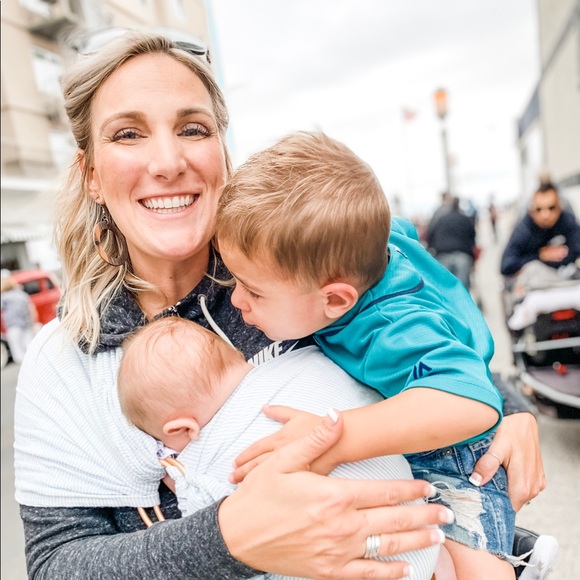 Meet your Posher, Hailey - Picture 1 of 1